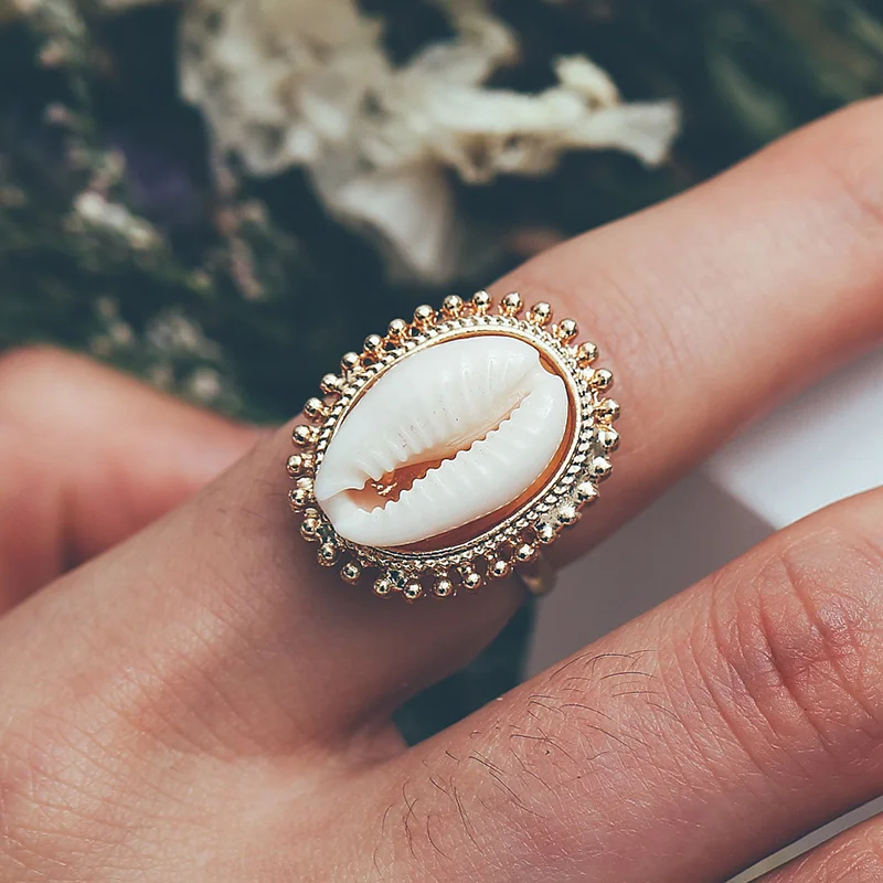 

WTLTC Bohemia Cowrie Shell Stack Rings for Women Handmade Beaded Charms Ring Summer Ocean Seashell Rings Surf Accessories Boho