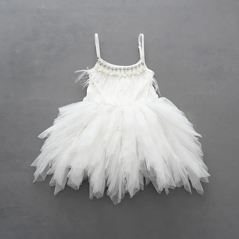 

Retail Kids Flower Dresses for Wedding Girls Princess Dress Handmade Feather Pearl Bling Bling Irregular Tulle Children Frocks