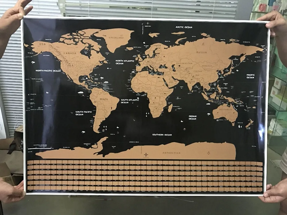 

Erase black scratch map world scratch poster foil layer coating world flag map Children's geography knowledge education stickers