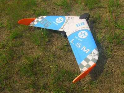 Spirit 600 мм размах крыльев EPP FPV Racer Flying Wing RC самолет комплект - Цвет: lattice blue