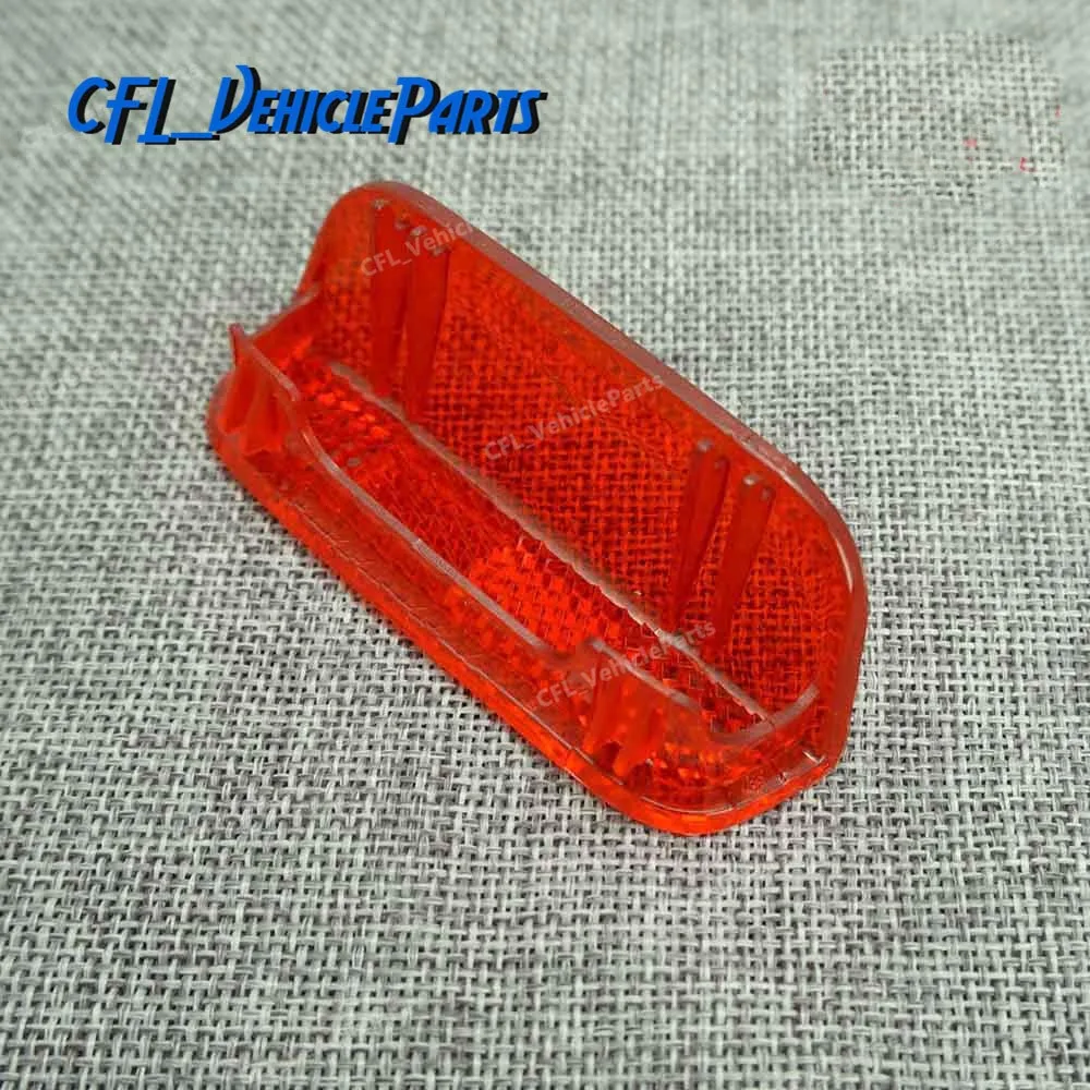 

Plastic Door Panel Light Reflector Red 1KD947419 For VW Jetta Golf MK5 MK6 Passat B6 B7 CC