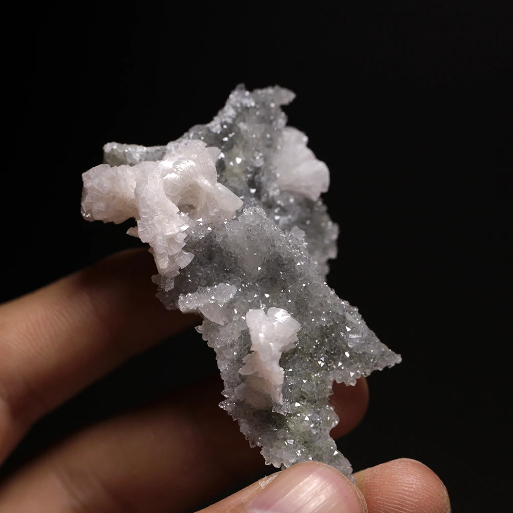 

15.4g Newly listed Natural Stones and Minerals Rock Pink Curved Dolomite Crystal Specimens
