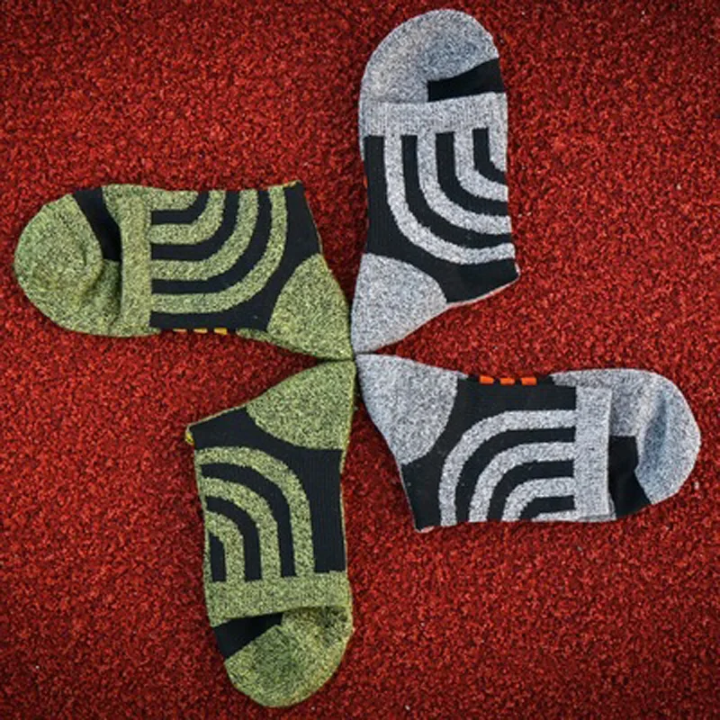 New High Quality Professional Running Cycling Socks Men Road Bicycle Socks Outdoor Brand Racing Bike Compression Sport Socks