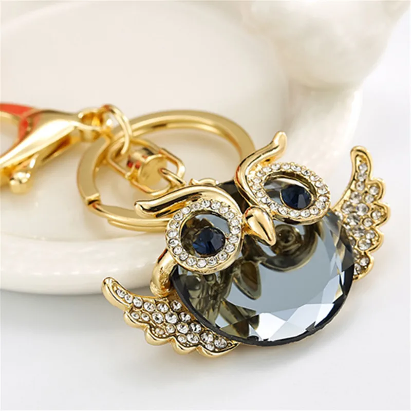 

Linnor Lucky Creative Owl Crystal Keychain Gold Metal Bird Keyring for Girl Birthday Present Charm Key Chain Holder Porte Clef