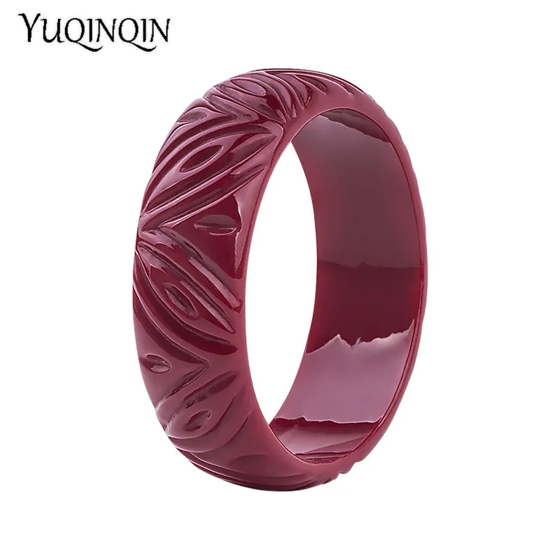 

Classic Resin Engraved Flowers Fashion Bracelets Bangles for Women Acrylic Wide Female Bracelets Charm Cuff Bangles New Jewelry