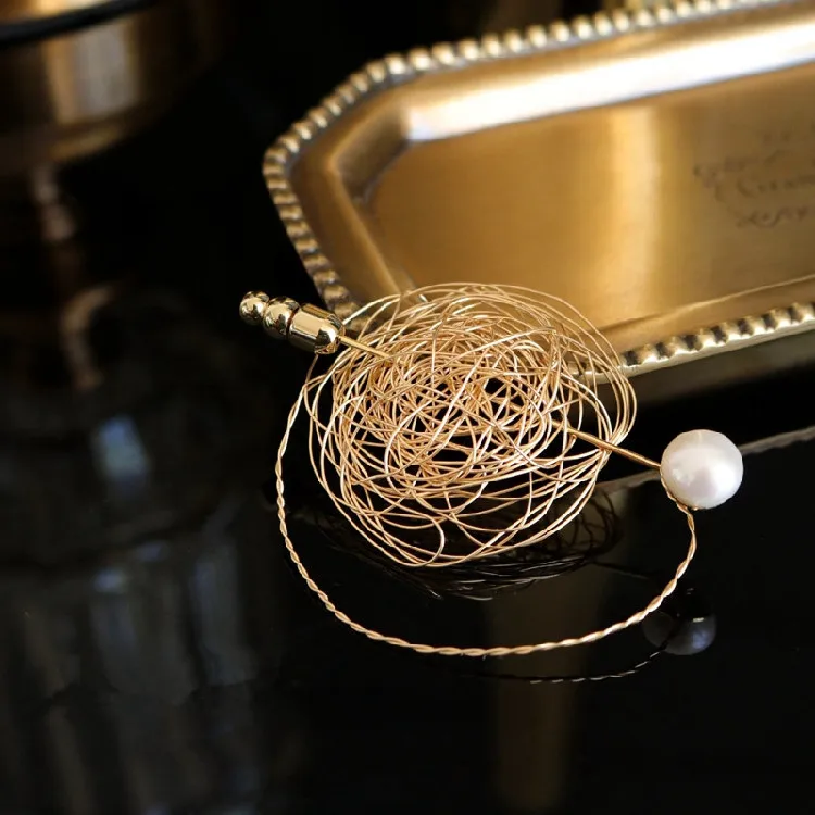 pearl brooch (2)