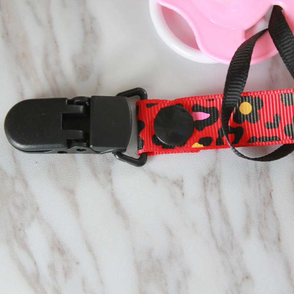 Small Hole Pacifier Clips Cartoon Baby Pacifier Chain Ribbon Feeding Toy Chains Kids Soother Nipple Strap Holder Clip G0177