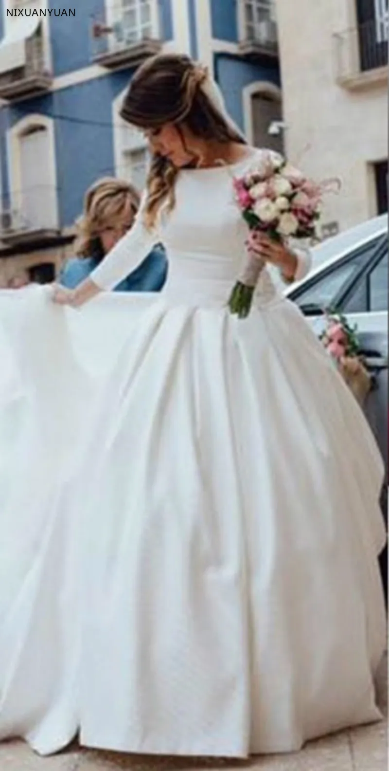 2019-Backless-Wedding-Dresses-Bll-Gown-Vintage-Scoop-Long-Sleeves-Satin-Bridal-Gown-Open-Back-Simple (1)_3