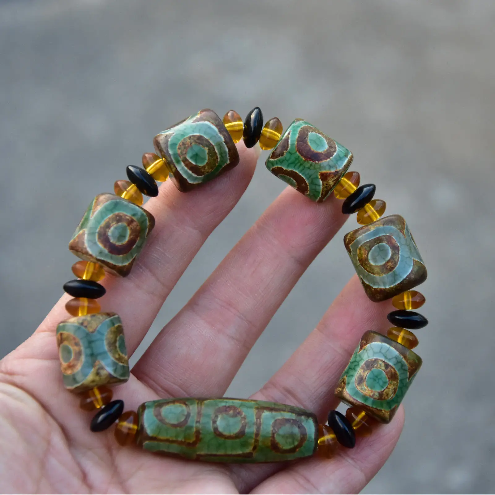 

Old Tibetan Natural Agate "3 Eyes" Pattern LARGE Dzi Bead 18*15MM