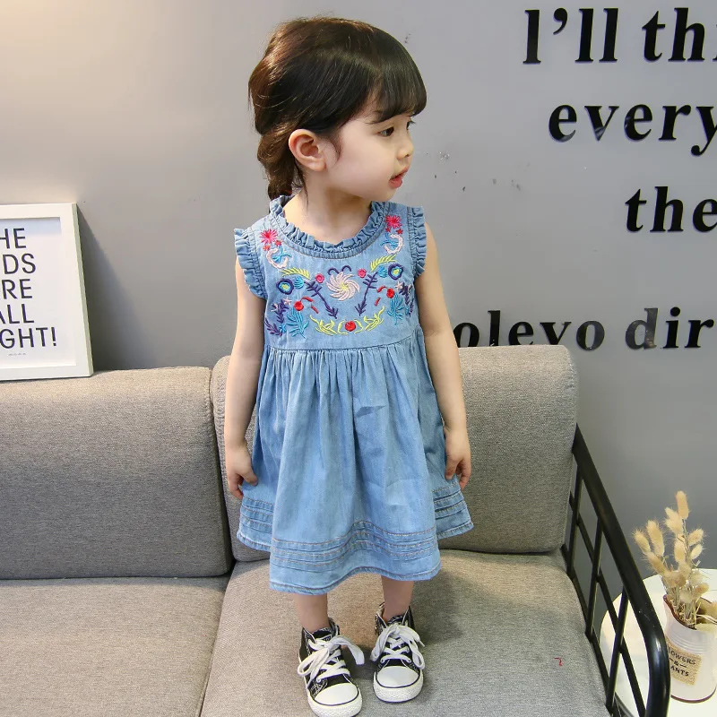 

Embroidery floral denim sleeveless cute little girl pretty high quality dresses