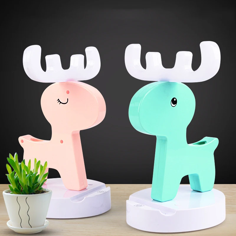 

Rechargeable Deer Night Light Multifunction Bracket Pen Holder Three-gear Dimming LED Lamp Baby Sleeping Companion Funny Toy
