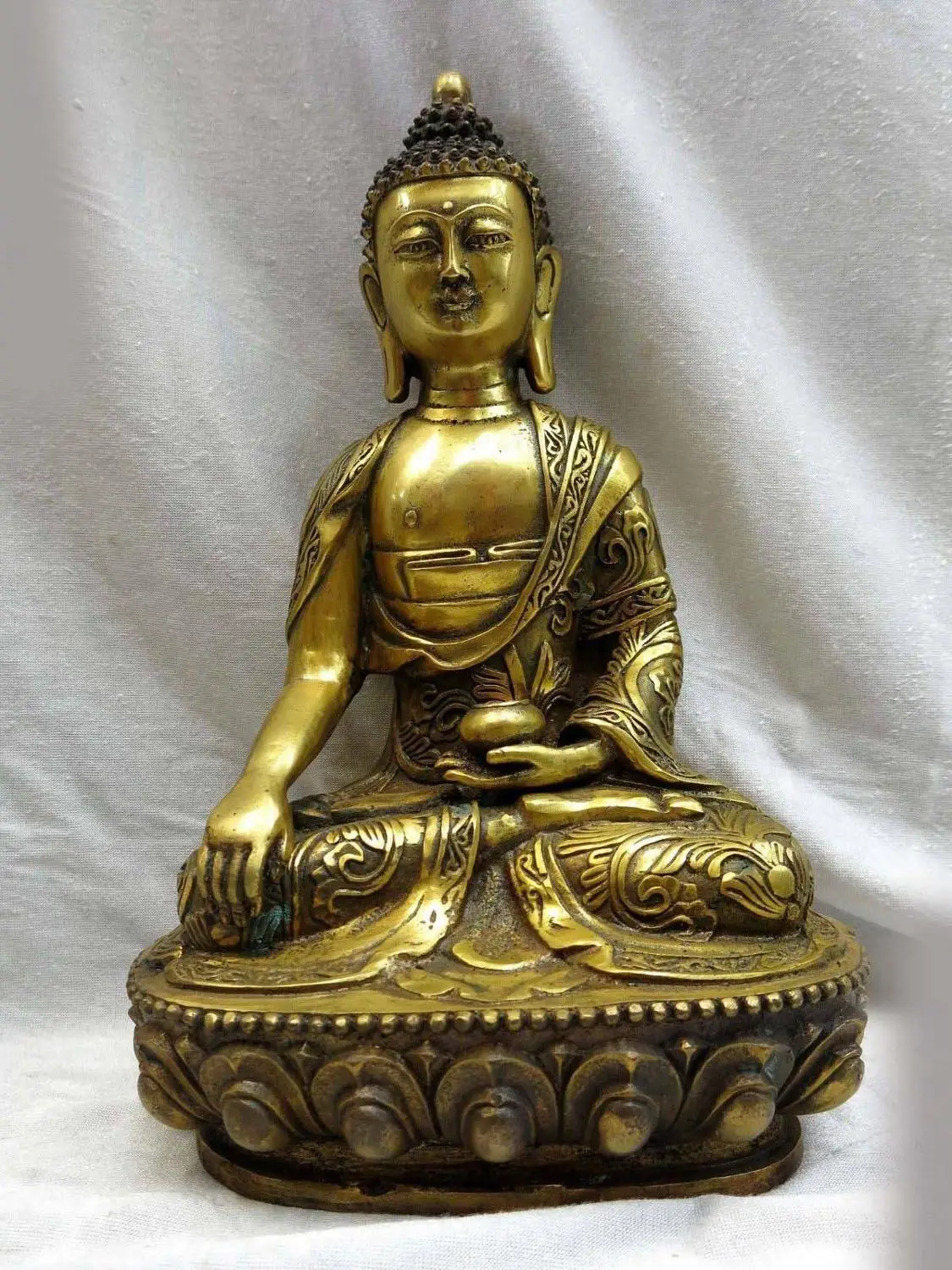 

11" China gilt bronze Buddhism arabesquitic Medicine Buddha Sculpture Statue (D0426)