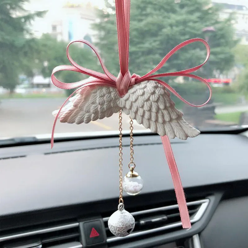 

Car Ornaments Rearview Mirror Pendant Key Rings Hanging Angel Wings Charm Fragrance Aroma Gypsum Charm Key Chain Auto Accessorie