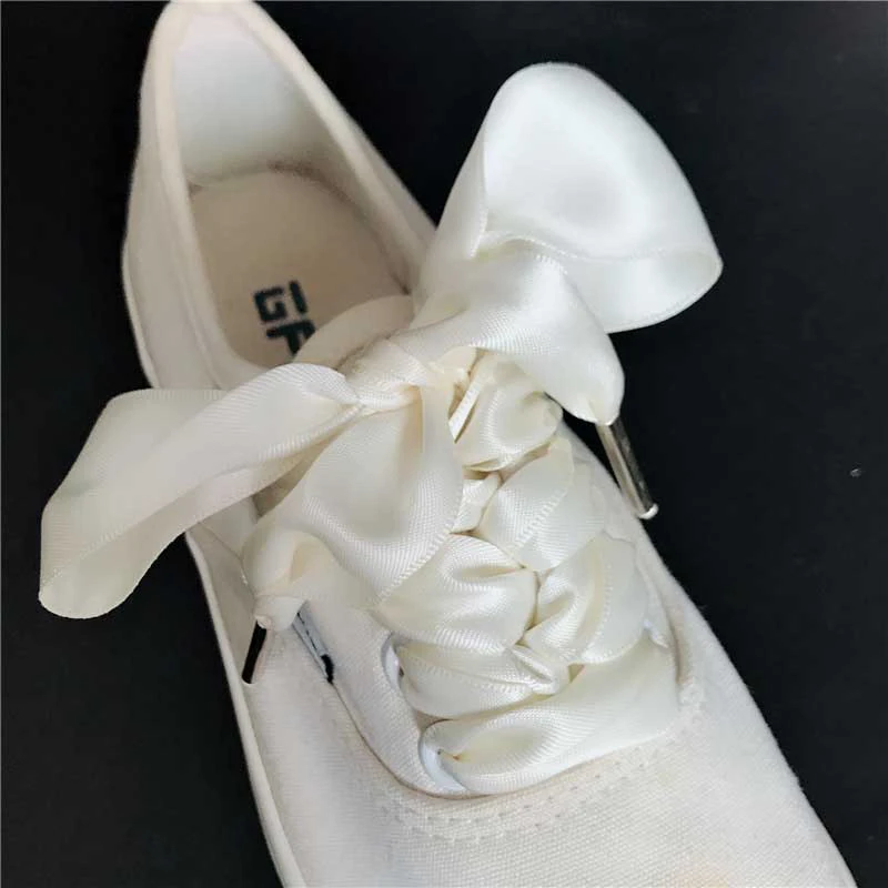 1 Pair Shoelaces Wide 3 cm Thin Polyester Imitation Satin Metal Head Laces Double Sided Canvas Shoes Lace Black White Khaki Pink