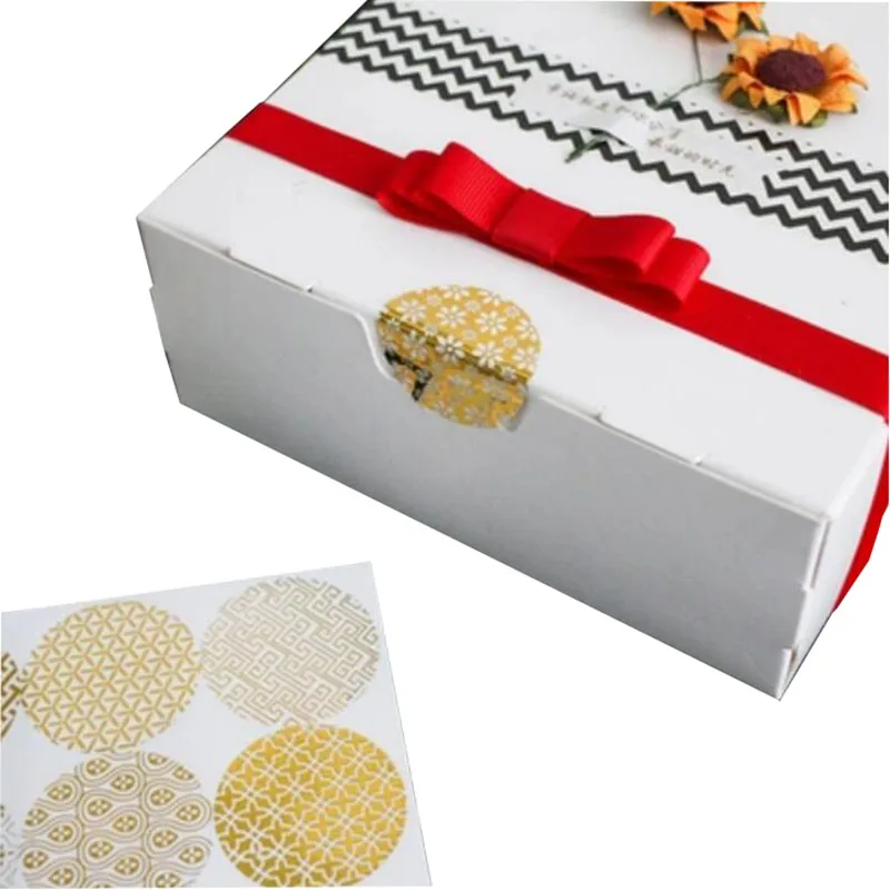 

90pcs/lot vintage Golden lace and transparent Gilding style Sealing sticker DIY Gifts posted Baking Decoration label