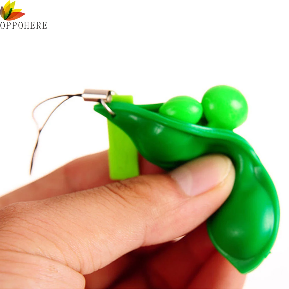 

OPPOHERE New Creative Extrusion Pea Bean Soybean Edamame Stress Relieve Toy Keychain Cute (Random Color)