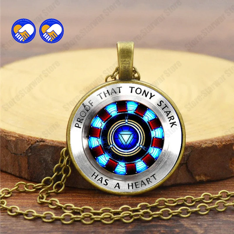 

Action Figure Toy 2019 Tony Heart Necklace Endgame Iron Man Arc Reactor A generation of glowing DIY iron man heart model