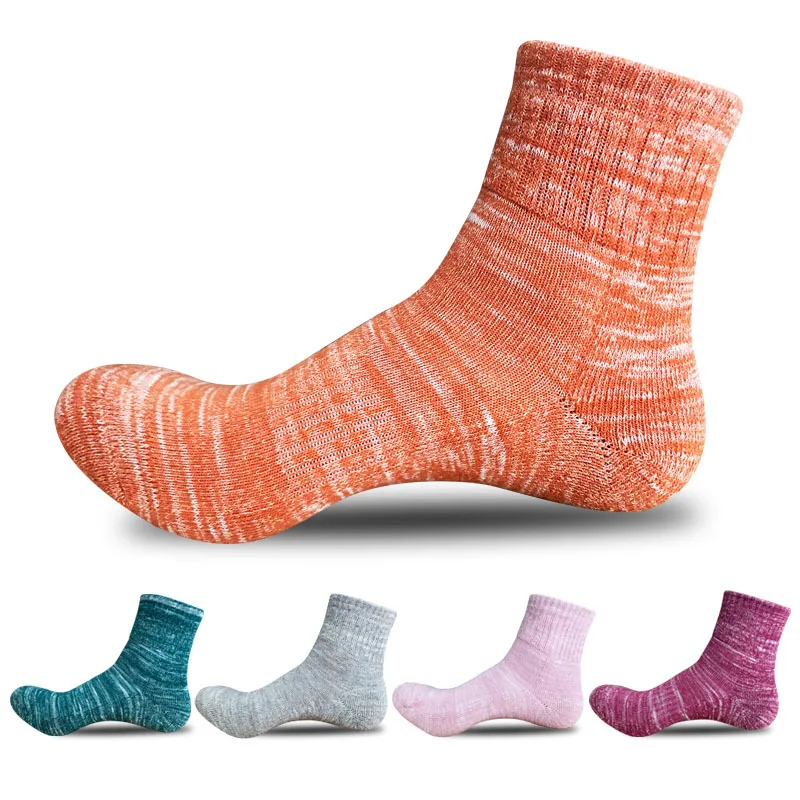 

20 pairs / Pack ! Women's Running socks winter Outdoor Camping & Hiking Cycling cotton thermal sports socks Tennis yoga socks