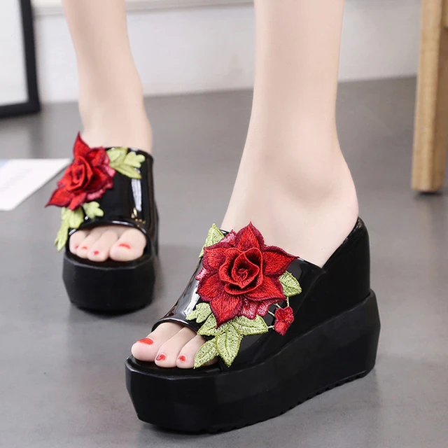 Women Sandals Summer Embroidery Flower Leisure Shoes Women Platform Wedges Fish Mouth Gladiator Sandals Thick Bottom Slippers