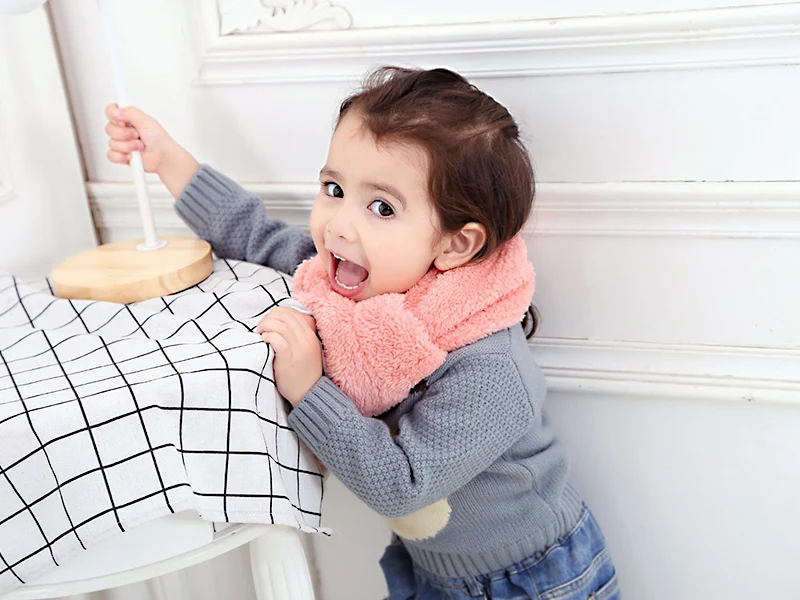 Fleece Baby Girls Neck Scarf Winter Kids Warm Scarves Super Soft Polyester Scarf Sweet Princess Pink Pocket Scarves Cute Red Bear's Paw (10)