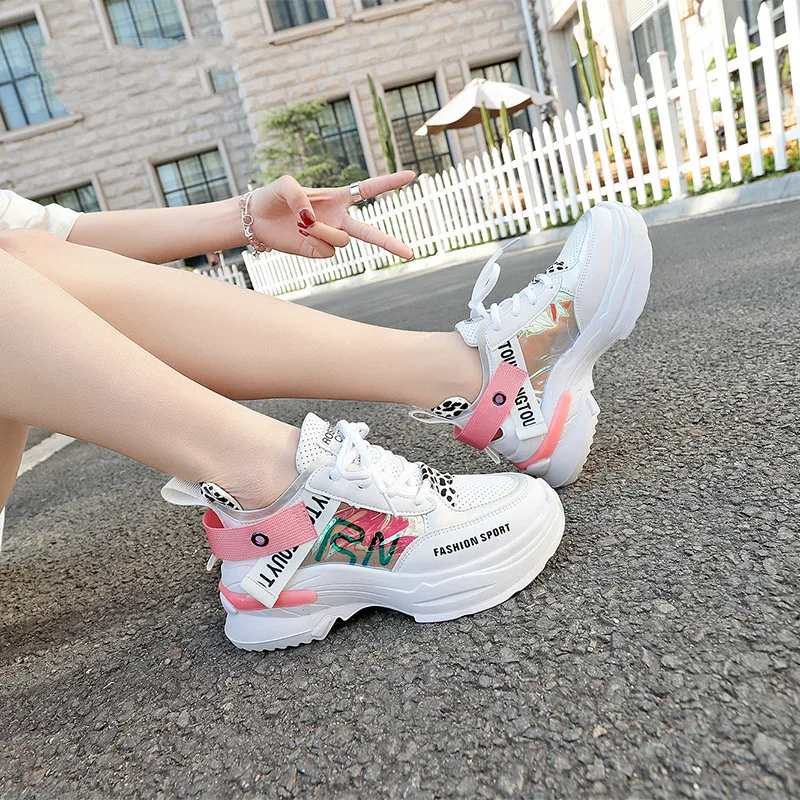 

2019 Spring Female Breathable Sneakers Sexy Round Toe Thick Bottom Sports Shoes Women Casual Shoes Ladies Mesh Running Shoes
