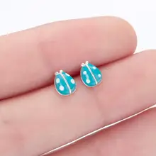 CHENGXUN милые, в горошек Божья коровка серьги гвоздики для женщин серьги для девочек бижутерия с насекомыми Повседневный аксессуар подарок на день рождения детей