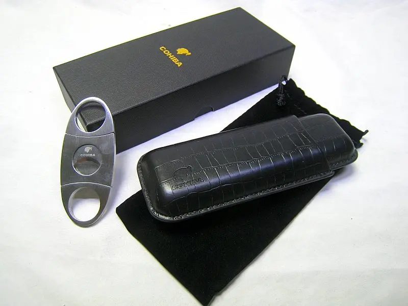 Cohiba Портативный подлинный кожаный портсигар 2 Держатель пробки путешествия хьюмидор для сигар коробка w металлическая коробка для сигар перфорирующий резак 3203L