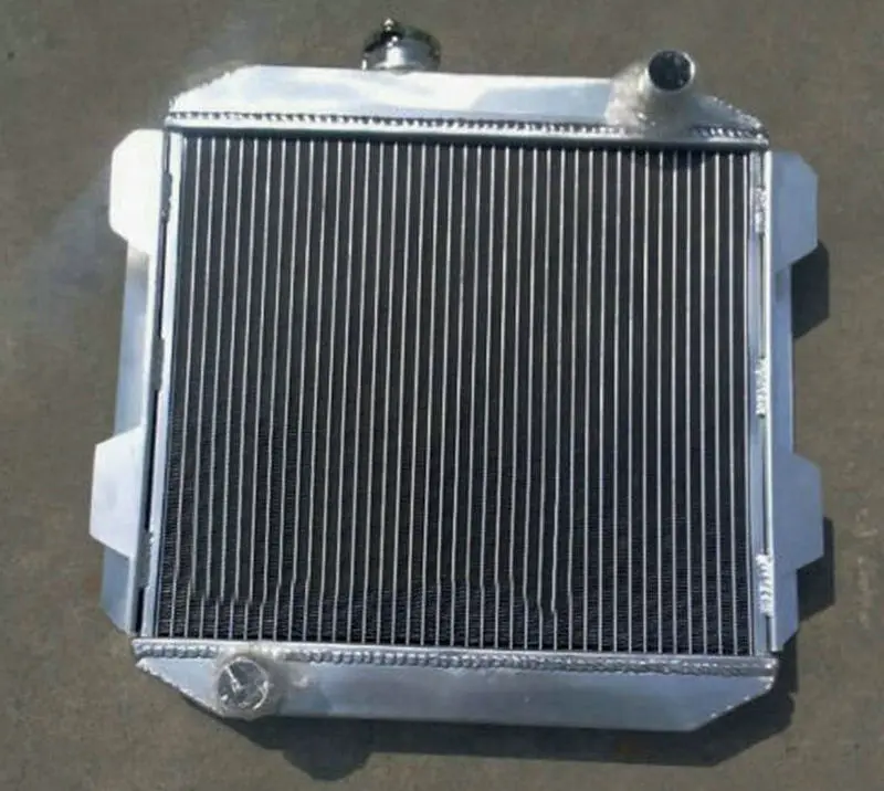 Brand new aluminum racing radiator for Ford CAPRI II MK1 2600&2800 V6