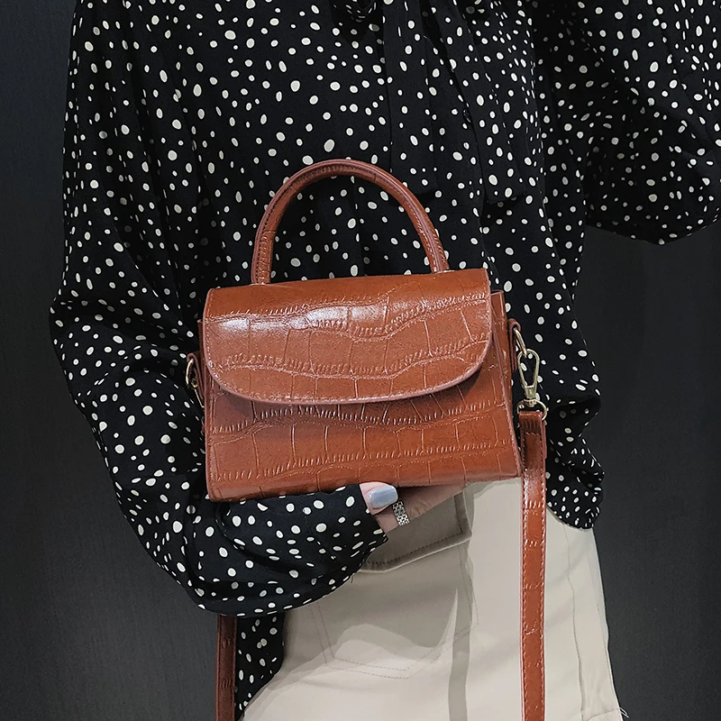 

Women 2019 Crocodile Pattern Crossbody Bags Small Chain Handbag small bag PU Leather Hand Bag Ladies Designer Evening Bags