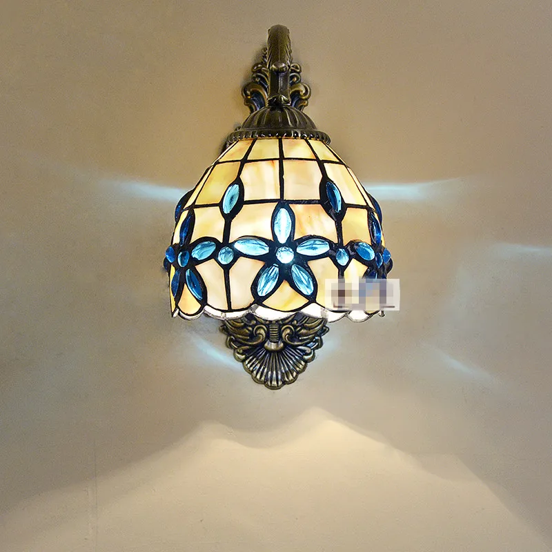 Lilac Shell Wall Lamp 3