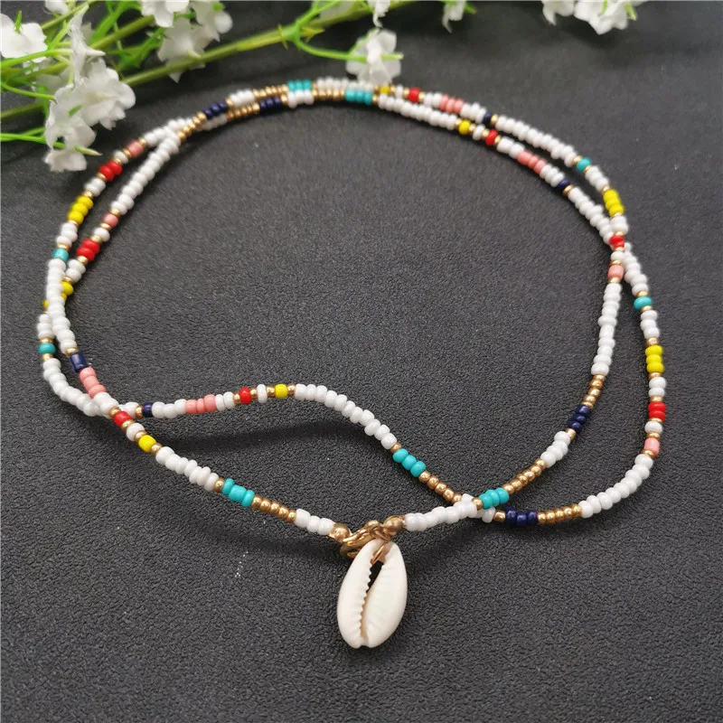 Fashion Colorful Bead Cowrie Shell Choker Necklace for Women Long Chain Pendant Necklace Gold Color Statement Collier Jewelry