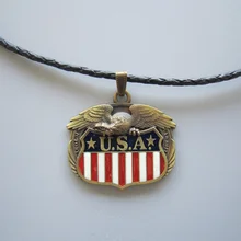 Античная бронза с покрытием Летающий Орёл флаг металлический Шарм Подвеска кожаная ожерелье галстук