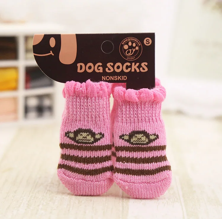 D40_4pcs_lot_Cute_Pet_Dog_Socks_Anti_slip_Soft_Cotton_Cartoon_Puppy_dog_indoor_shoes_socks_for_Chihuahua_Yorkshire_ (11)