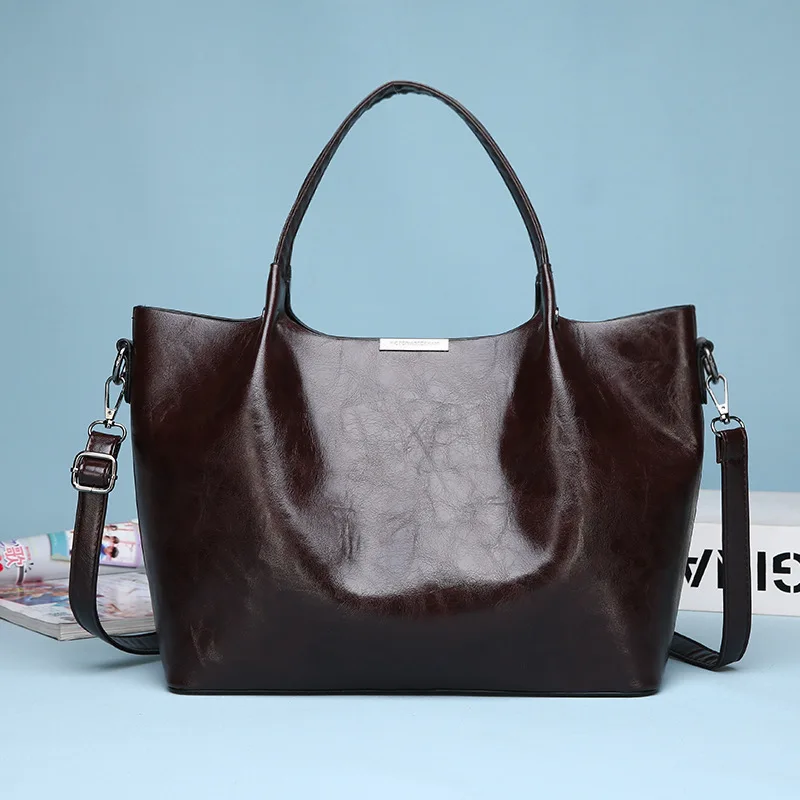 Genuine Leather Bag Fashion Women Handbag Oil Wax Leather Women Bag Large Capacity Tote Bag Big Ladies Shoulder Bags Famous C823 Genuine Leather Bag Fashion Women Handbag Oil Wax Leather Women Bag Large Capacity Tote Bag Big Ladies Shoulder Bags Famous C823