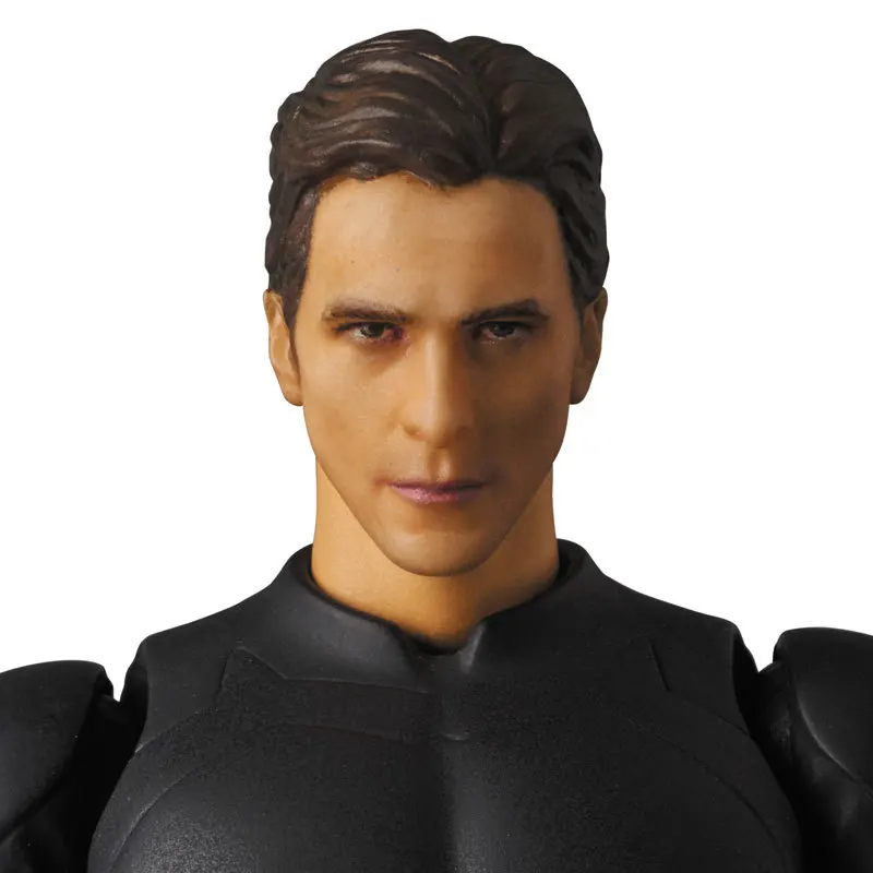 MAFEX NO. 049 Batman BEGINS SUIT The Dark Night PVC Action Figure Collectible Model Toy Doll Gift for Kids 18cm (4)