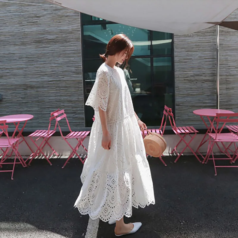 CHICEVER летнее милое однотонное белое кружевное открытое женское платье с круглым вырезом и расклешенными рукавами ТРАПЕЦИЕВИДНОЕ свободное тонкое шифоновое платье