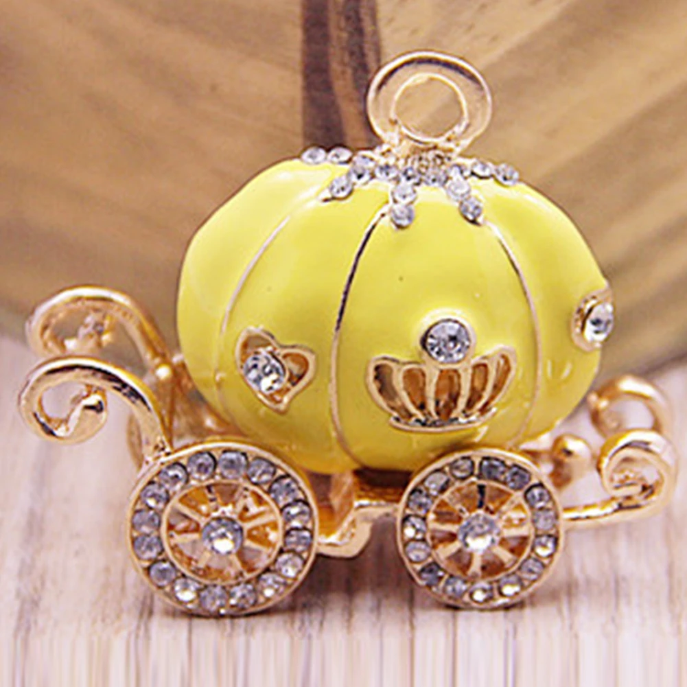 

1*Cute Big Pumpkin Carriage Crystal Charm Keychain Key Ring Jewelry
