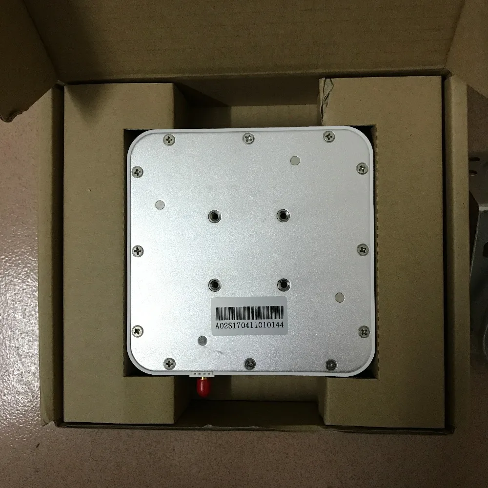840 960 МГц небольшая круговая поляризация 5.5dbi усиление uhf rfid антенны для наружной