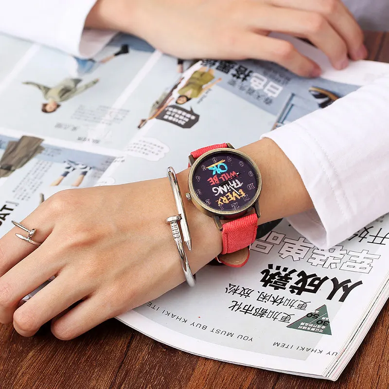 2018 جديد بسيط ساعة معصم المرأة السيدات الكوارتز ساعة اليد للمرأة ساعة الإناث ساعة فريد الطلب تصميم Hodinky عارضة نمط