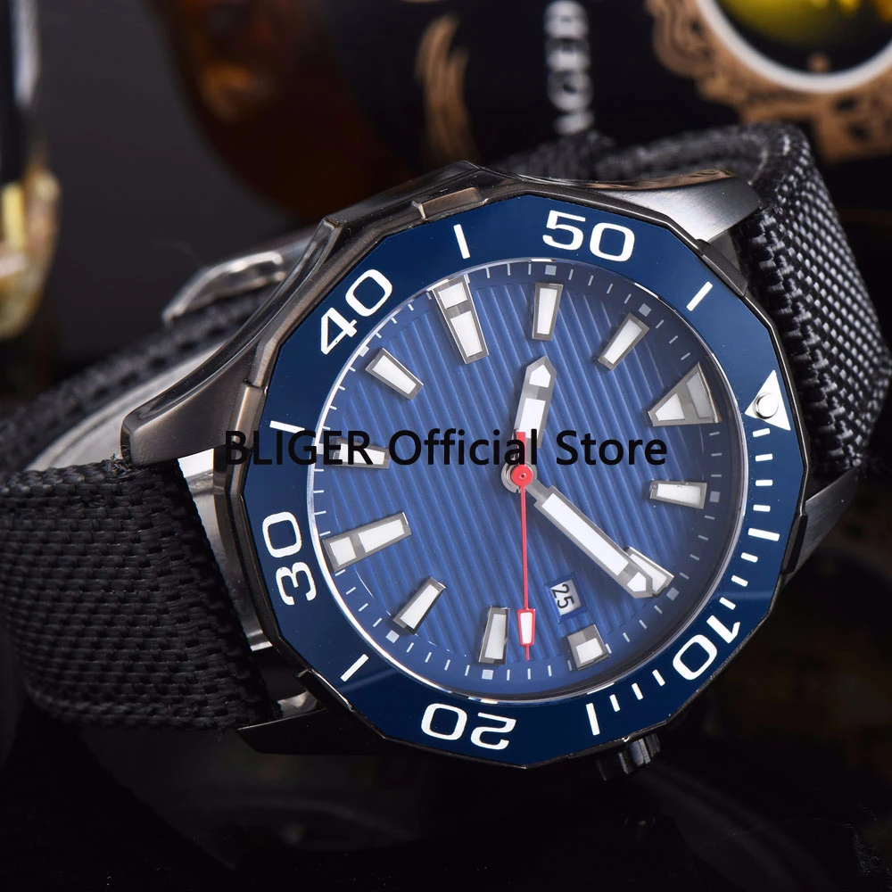 

Sapphire Crystal 45mm Blue Sterile Date Dial Men's Time Watch Rotating Bezel Luminous Marks PVD Case Automatic Movement watch