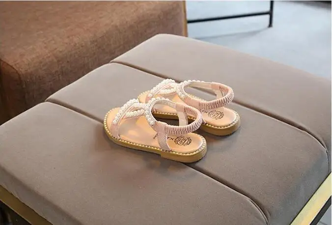 Летние босоножки для девочек обувь для детей с жемчугом обувь для принцессы сандалии для маленьких кристалл для девушки одинарная обувь для принцессы сандалии