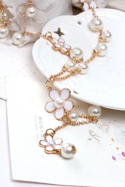 2243215108_1347416063