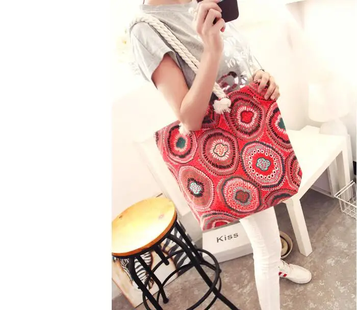 Fashion Folding Women Big Size Handbag Tote Ladies Casual Flower Printing Canvas Graffiti Shoulder Bag Beach Bolsa Feminina best wristlet wallet