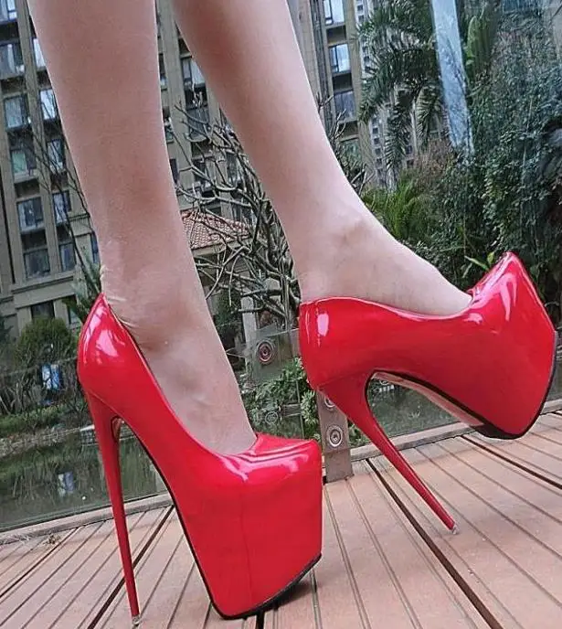 

Hate high 17CM super high with red patent leather platform fine with nightclub sexy catwalk shoes white wedding shoes women