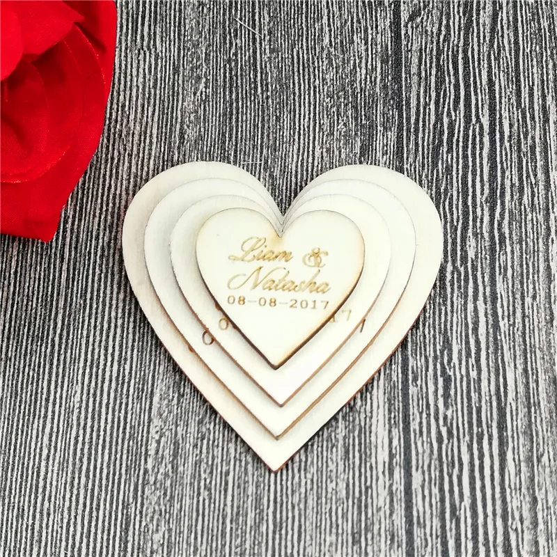 

2018 New 50pcs/lot Personalized Engraved Wood Hangs Love Heart Centerpieces Wedding Table Decoration Favors Customized Candy Tag