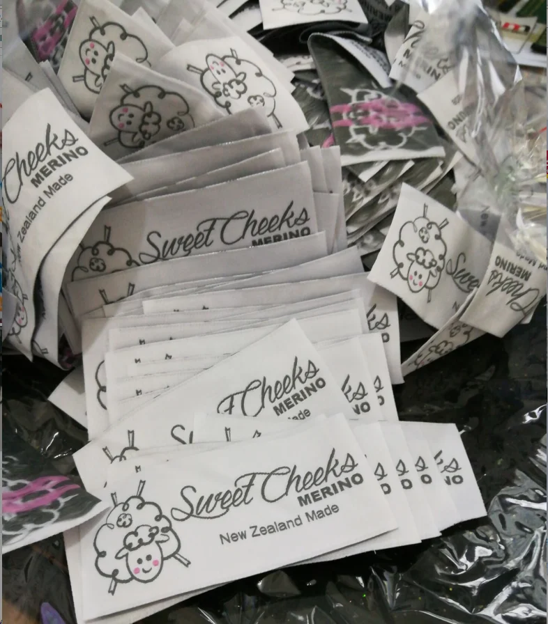 1000pcs labels for clothes customized garment big size labels ...