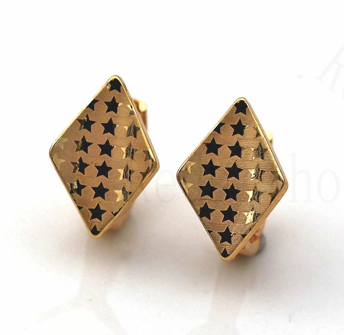 

Punk Earrings for Women Gold Filled Rhombus Stars Silk Screen Circle Stud Earrings Fashion Jewelry for Wedding Anniversary Gift