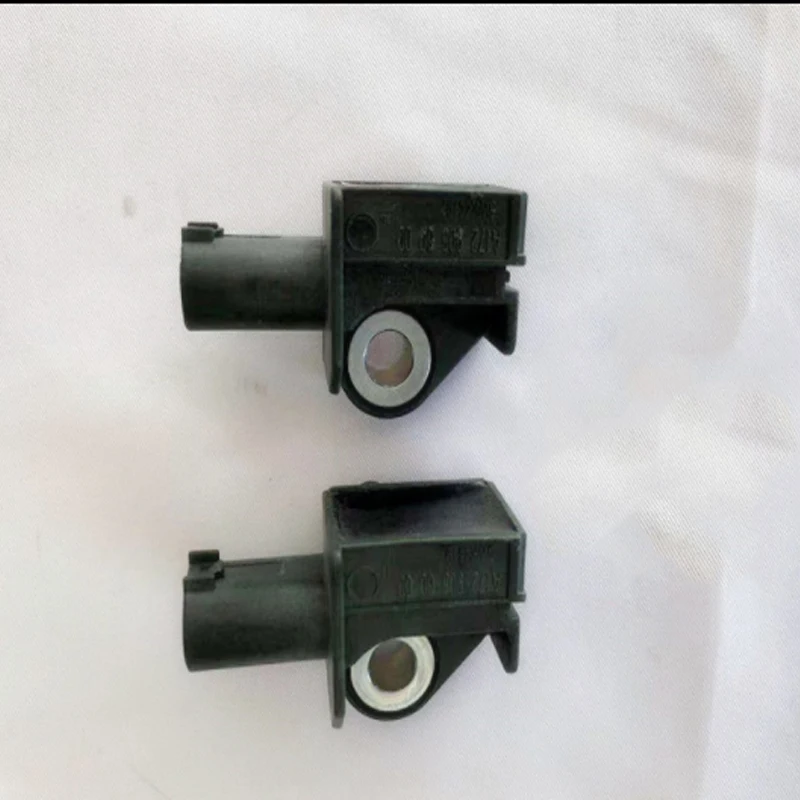 

A1729056000 A172 905 60 00 for Mercedes-benz C20 C260 C300 C350 E300 E350 Glc300 Glk350 Collision Sensor 1 pcs