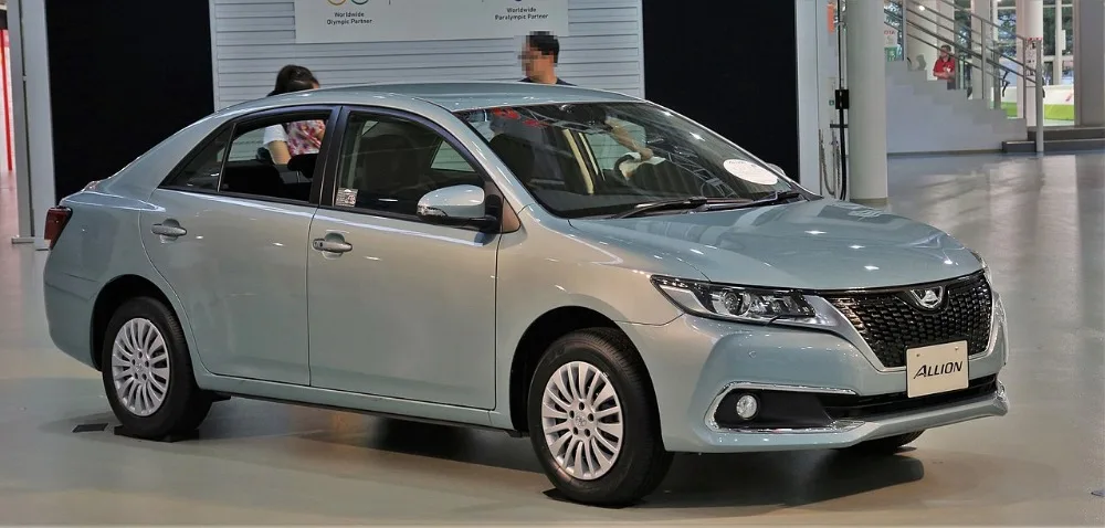 2017_Toyota_Allion