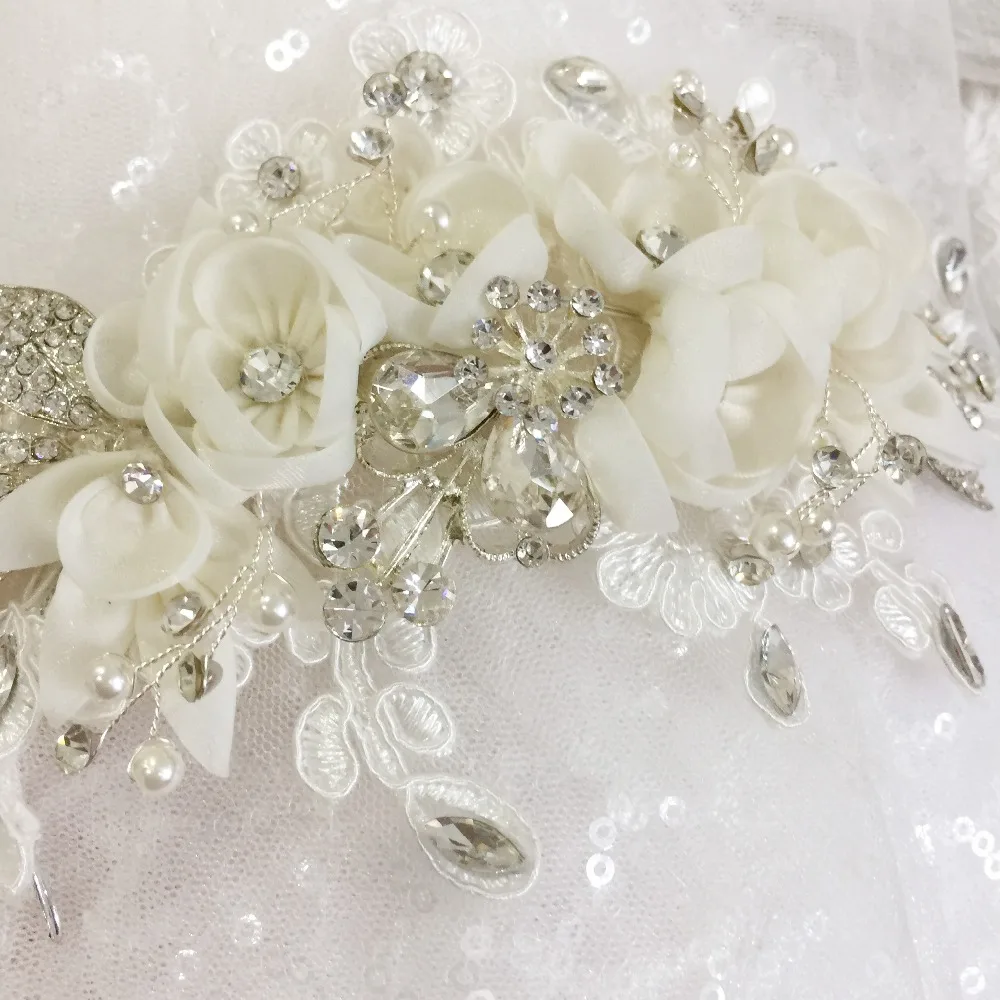 

1 pc Deluxe 3D Flower Rhinestone Lace Applique , Clear Crystal Blossom Applique for Bridal Hair Flower Headpiece Flower Crystal